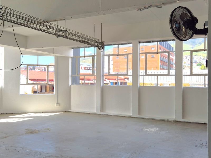 WOODSTOCK EXCHANGE | CREATIVE OFFICE SPACE | CENTRAL & SECURE - Photo 3