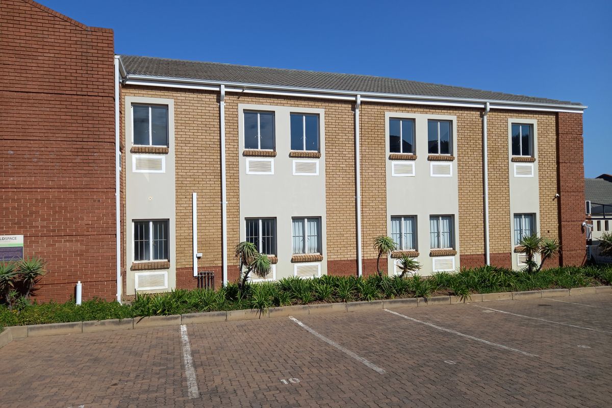Prime 231m2 Office Space to Let in Well-Established Midrand Node, Ideal Location - Photo 2