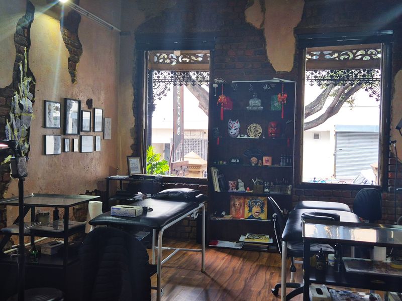 HIDDINGH VILLAGE | PRIME COMMERCIAL | CAPE TOWN | ORANJEZICHT - Photo 8