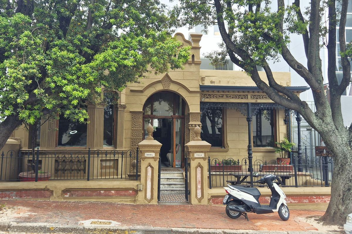 HIDDINGH VILLAGE | PRIME COMMERCIAL | CAPE TOWN | ORANJEZICHT - Photo 2