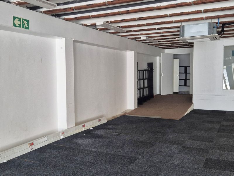 GARDENS COMMERCIAL | THEBA HOSKEN HOUSE | PRIME RETAIL POSITION - Photo 2