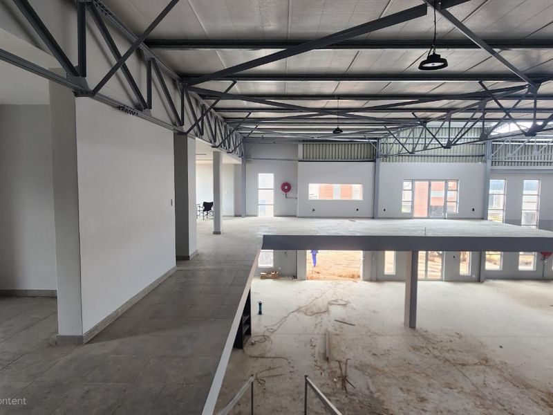 517 m2 Industrial Warehouse Space To Let – Riverside - Photo 6