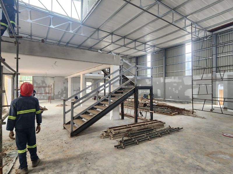 316 m2 Industrial Warehouse Space To Let – Riverside - Photo 5