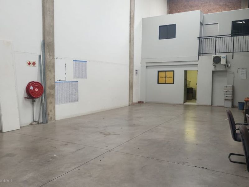 372sqm Warehouse To Let in Riverside Ext 24 | Prime Location & Professional Setup - Photo 10