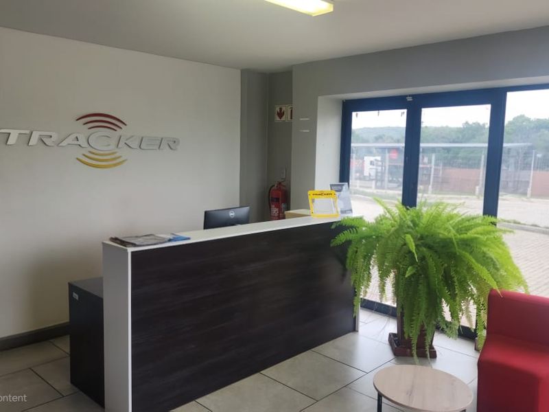 372sqm Warehouse To Let in Riverside Ext 24 | Prime Location & Professional Setup - Photo 7