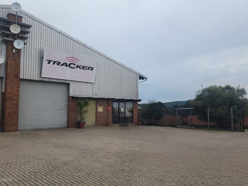 372sqm Warehouse To Let in Riverside Ext 24 | Prime Location & Professional Setup - Photo 1