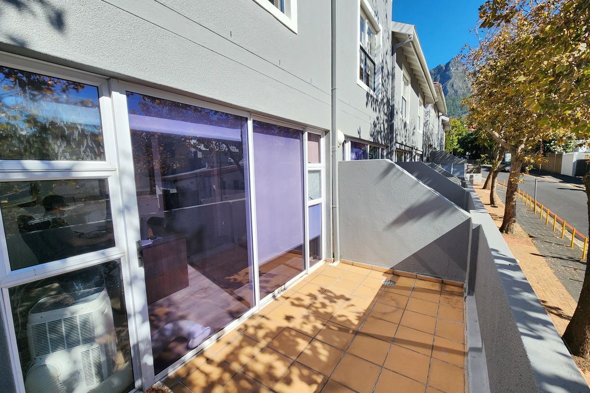 NEWLY RENOVATED OFFICE SPACE | TO LET | RONDEBOSCH - Photo 5