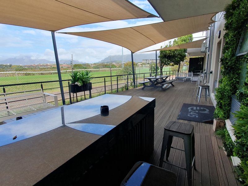 MODERN STAND-ALONE BUILDING |TO LET | GREENFORD ESTATE - Photo 4