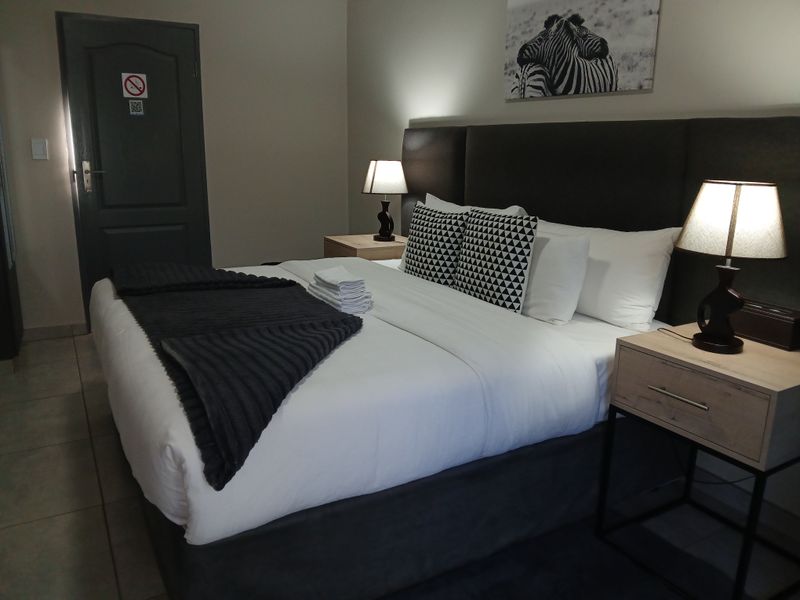 Live the Dream – Own a Pristine Guesthouse Today - Photo 7