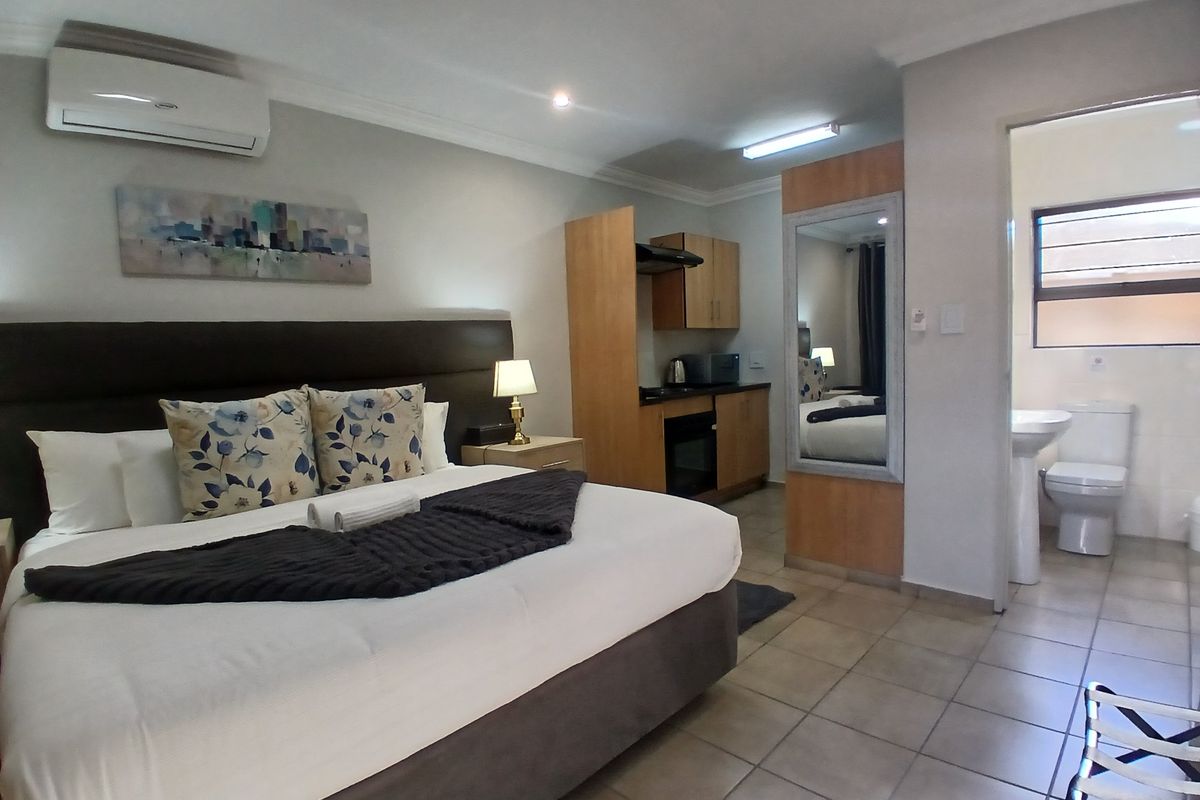 Own Your Own Guesthouse Today - Photo 5