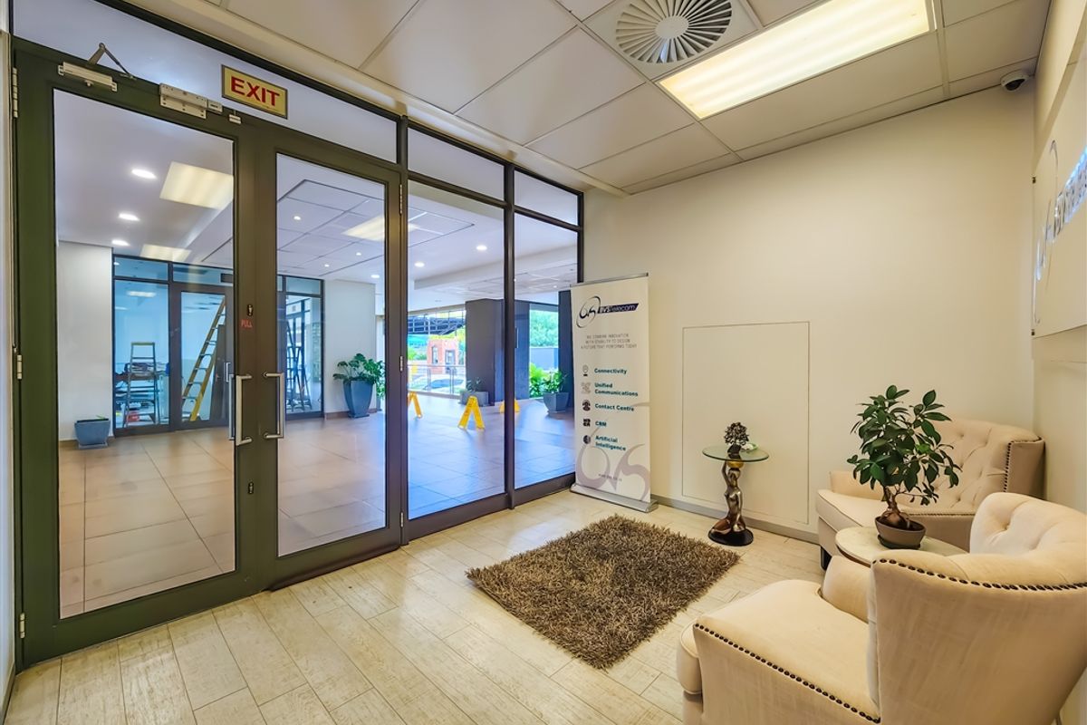 266m2 Office to Let in Longpoint Office Park, Fourways - Photo 5