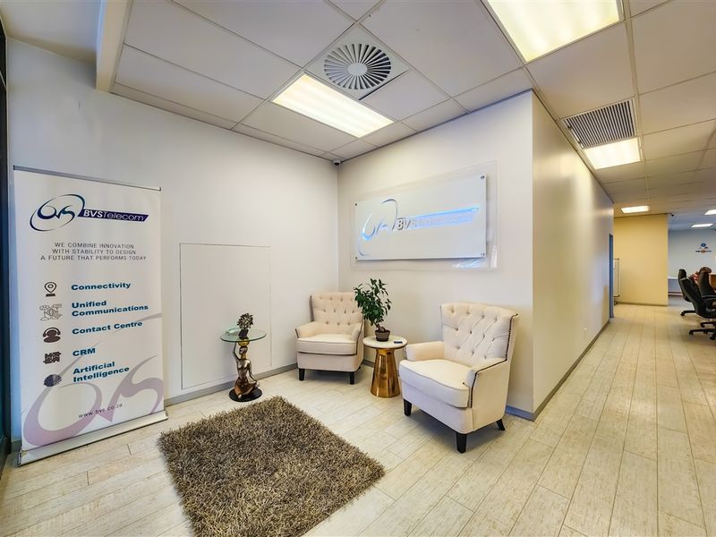 266m2 Office to Let in Longpoint Office Park, Fourways - Photo 4