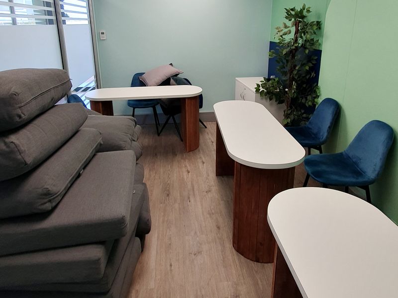 A GRADE OFFICE | TO LET | GREENFORD OFFICE ESTATE - Photo 8