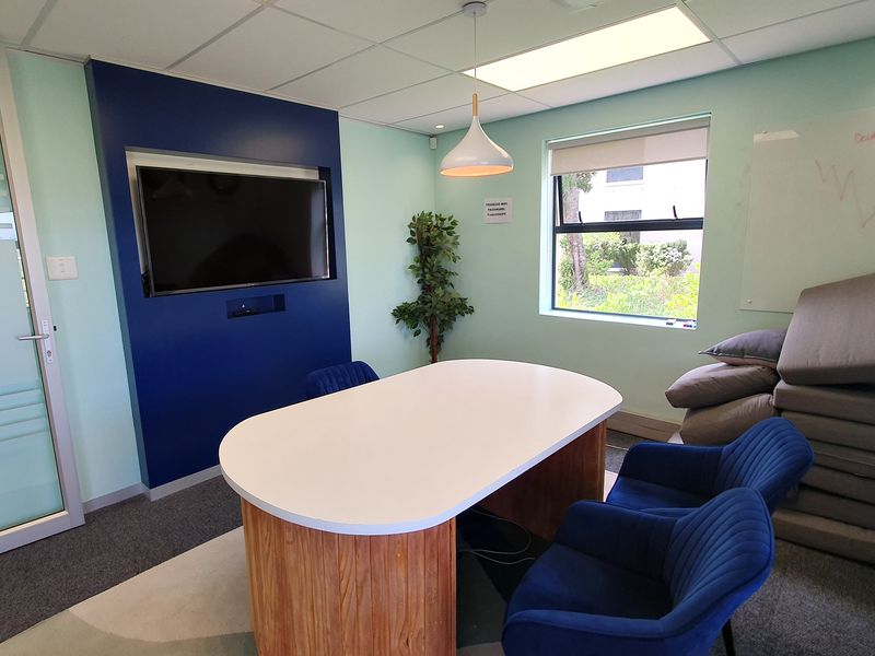 A GRADE OFFICE | TO LET | GREENFORD OFFICE ESTATE - Photo 5