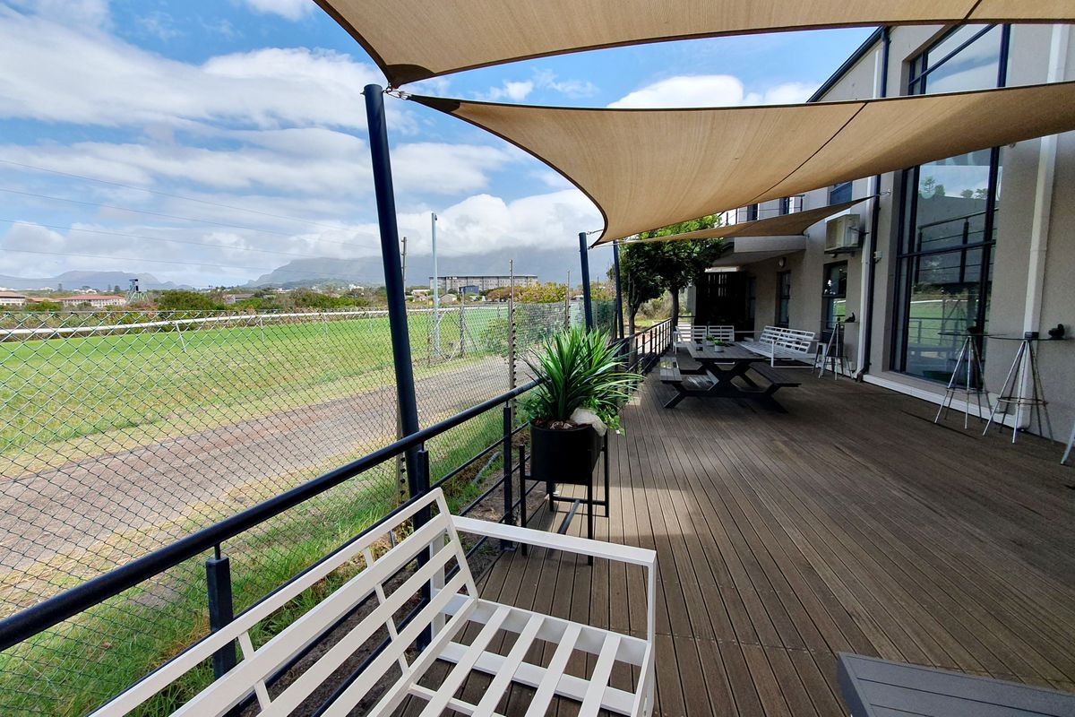 A GRADE OFFICE| TO LET| GREENFORD OFFICE ESTATE - Photo 3