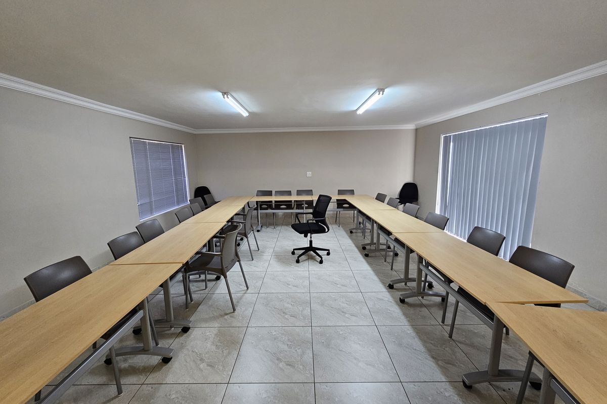 TO LET - FULLY FURNISHED OFFICE SPACE CENTURION - Photo 2