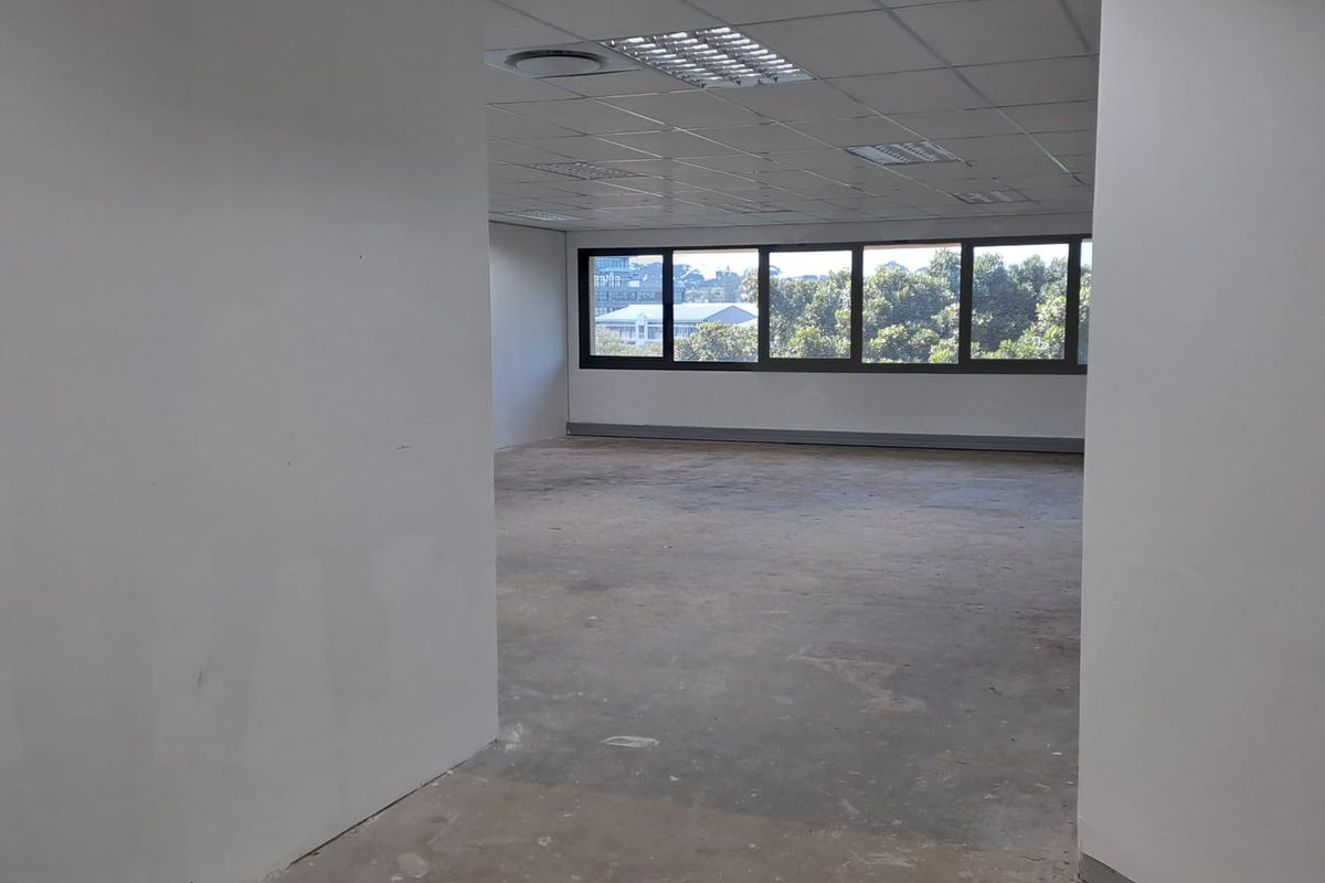 2nd floor Office Space to let in Tygervalley - Photo 5
