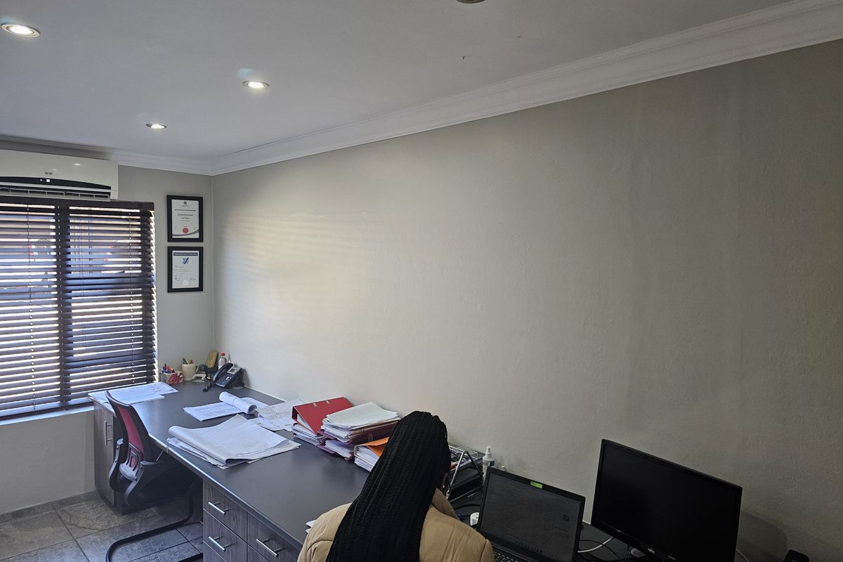 LET - Semi-Services Office Space Centurion - Photo 4