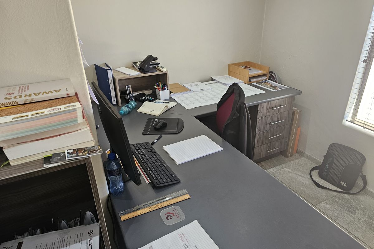 LET - Semi-Services Office Space Centurion - Photo 3