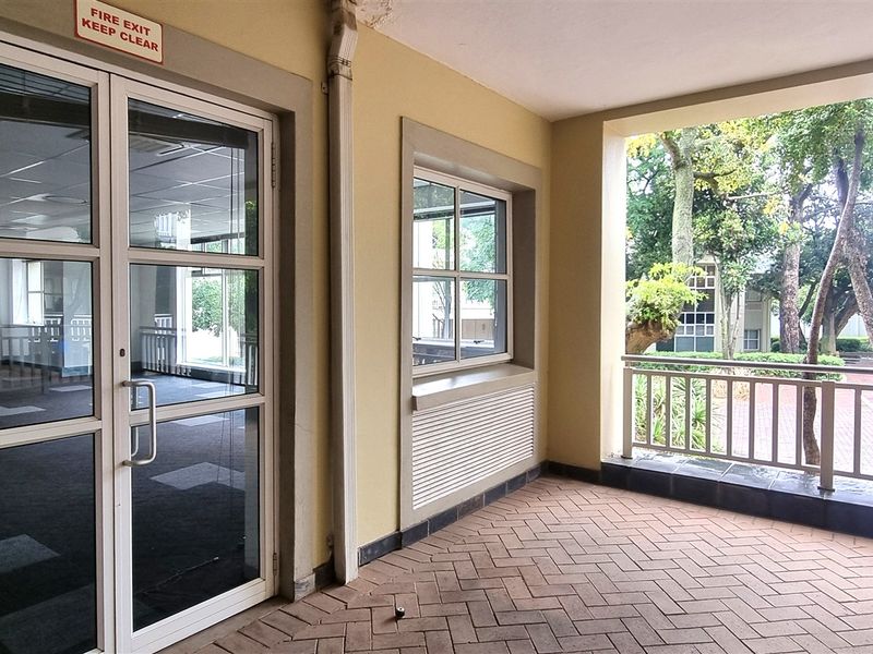 Office space to let in Ballywoods Office Park - Photo 2