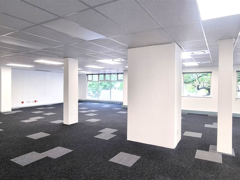 Office space to let in Ballywoods Office Park - Photo 5