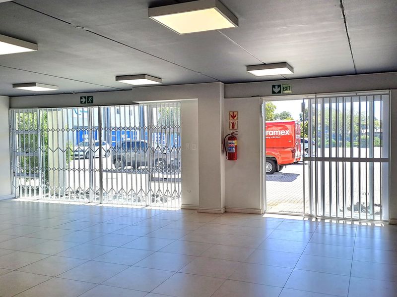 A Well-Posiitoned Warehouse To Let in Century City - Photo 10