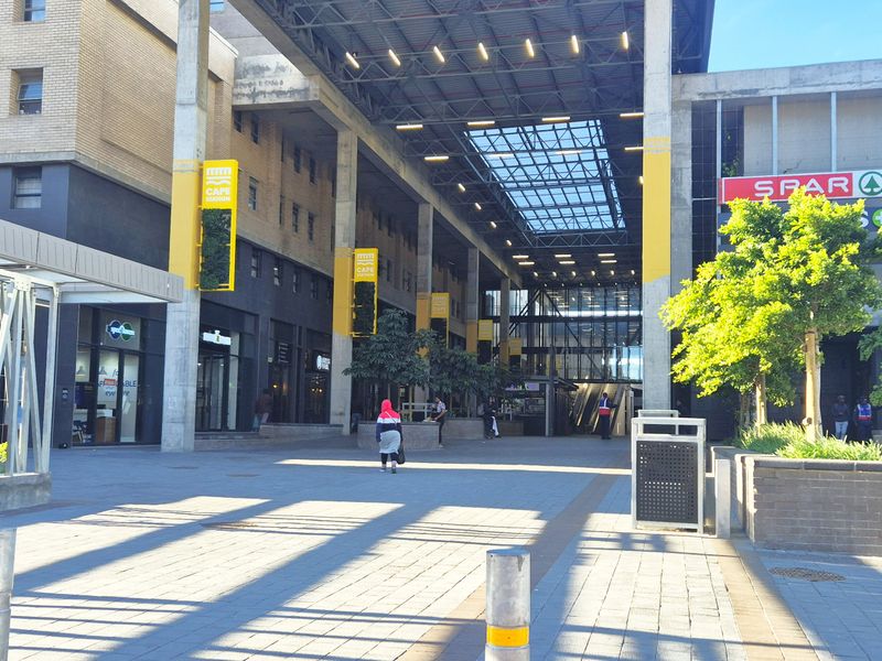 CAPE TOWN STATION | RESTAURANT | FOODCOURT | PRIME POSITION - Photo 9