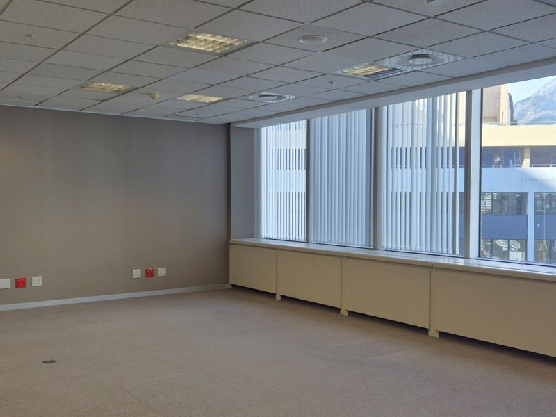 SA RESERVE BANK BUILDING | ST GEORGES MALL | SECURE | CBD - Photo 2