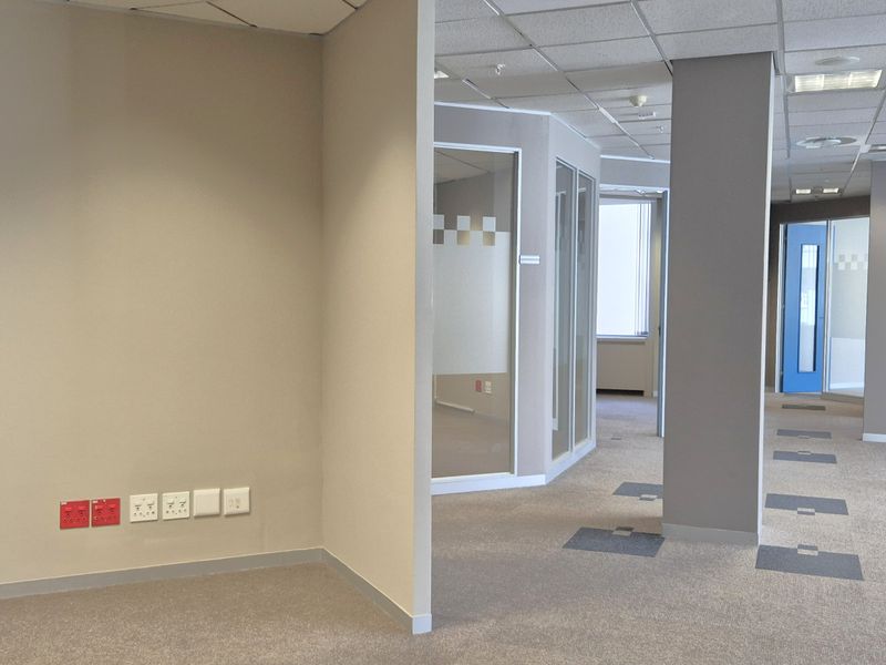 SA RESERVE BANK BUILDING | ST GEORGES MALL | SECURE | CBD - Photo 4