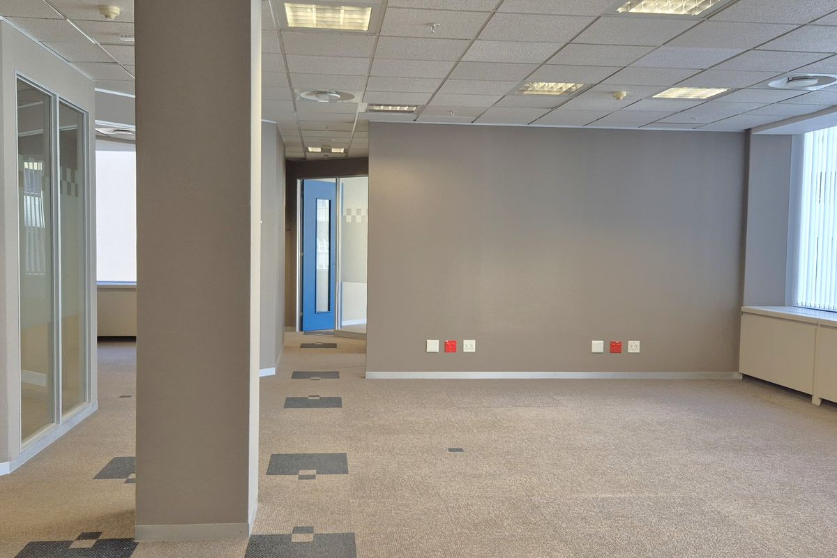 SA RESERVE BANK BUILDING | ST GEORGES MALL | SECURE | CBD - Photo 5