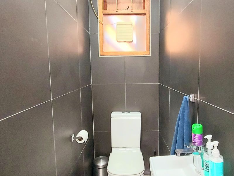 Prime Commercial Opportunity | Double-Storey Office Suite | Brooklyn / Nieuw Muckleneuk, Pretoria - Photo 9