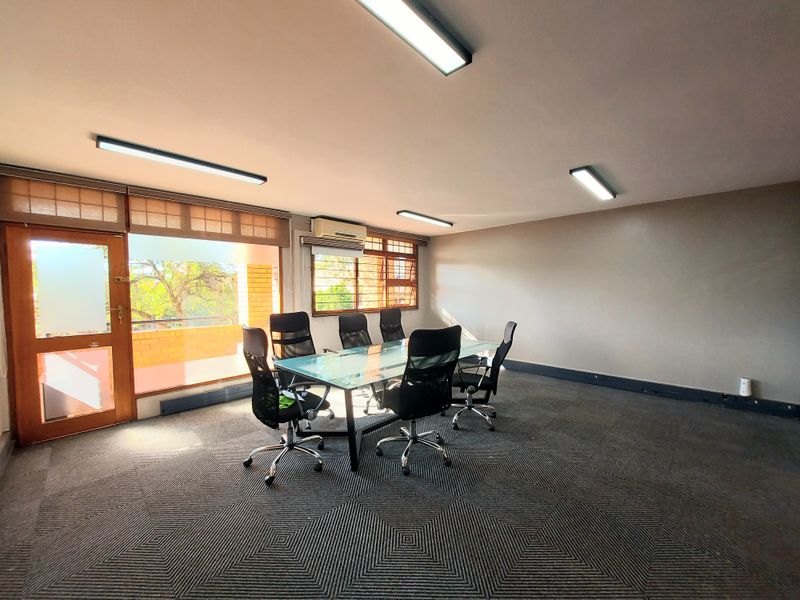 Prime Commercial Opportunity | Double-Storey Office Suite | Brooklyn / Nieuw Muckleneuk, Pretoria - Photo 6