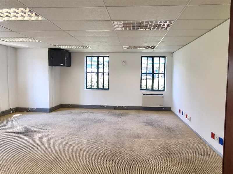 Office space to let in La Rocca Office Park Bryanston - Photo 7