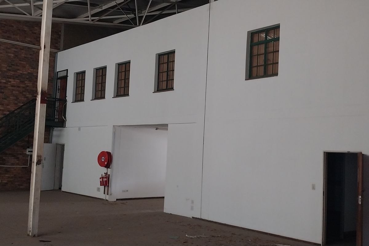 Mini Warehouse Units for Rent, Prime Location in Midrand Near Highways! - Photo 3