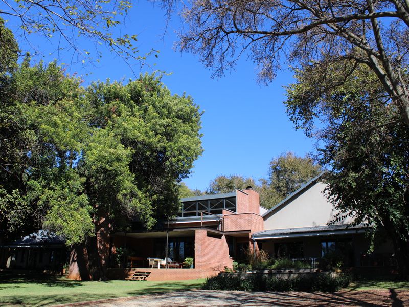 Exclusive Lifestyle Estate & Income-Generating Venue - Photo 4