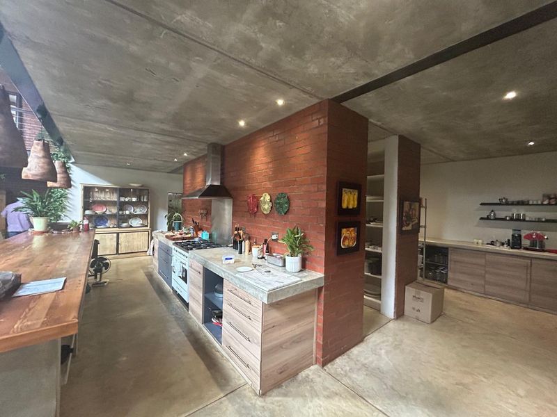 Exclusive Lifestyle Estate & Income-Generating Venue - Photo 9