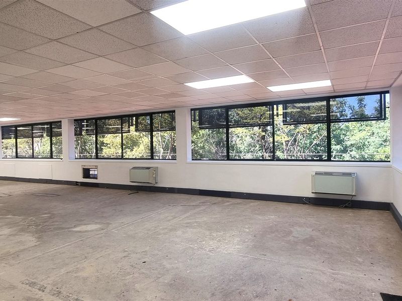 Office space to let in The Woodlands Office Park Woodmead - Photo 3