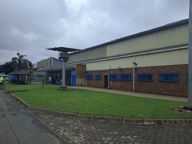 7889m2 Warehouse To Let in Clayville - Photo 8