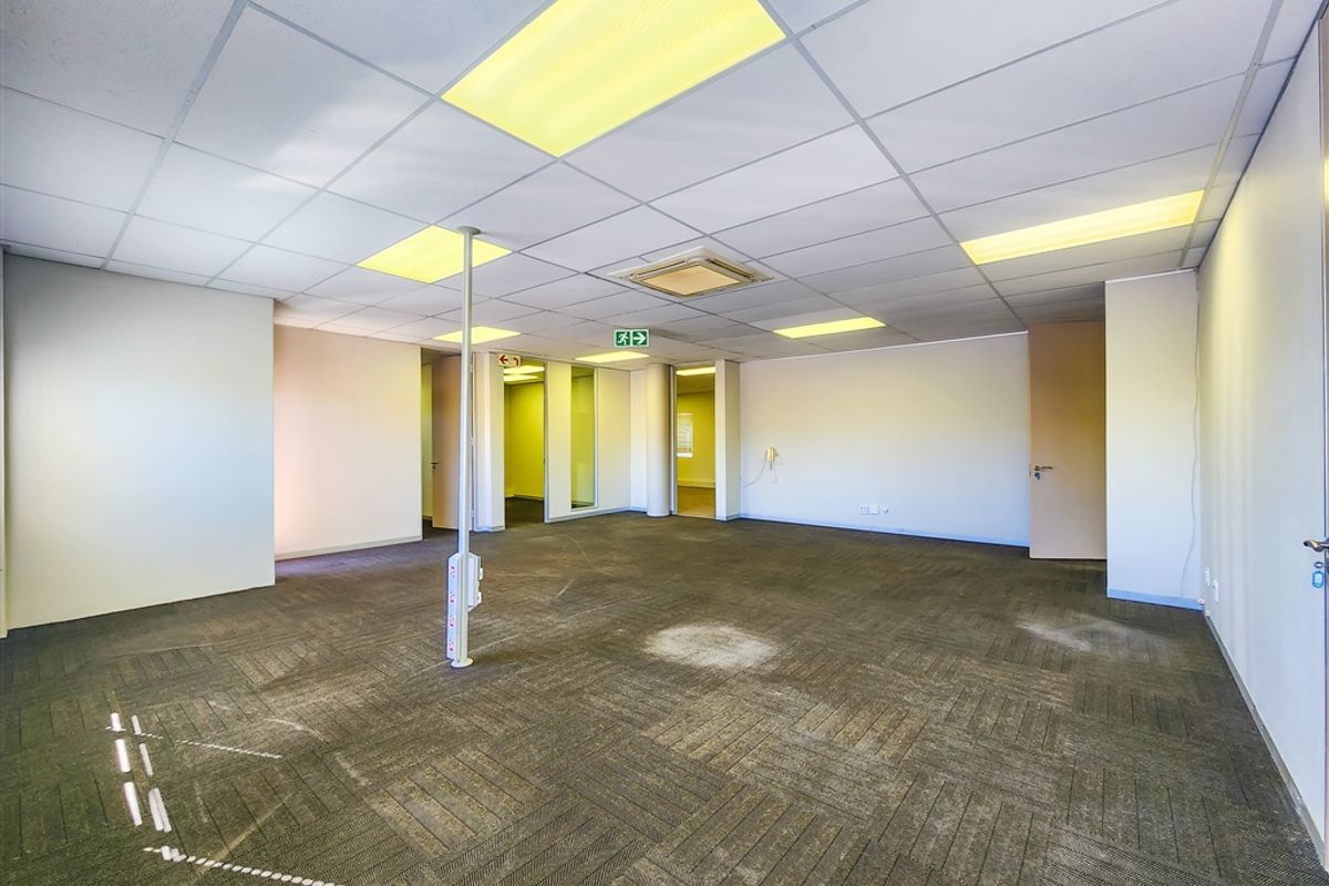 259m2 Office to Let in Waterford Office Park - Photo 5