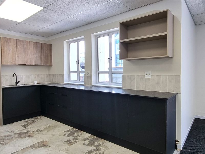 Office space to let in Wedgewood Office Park - Photo 7