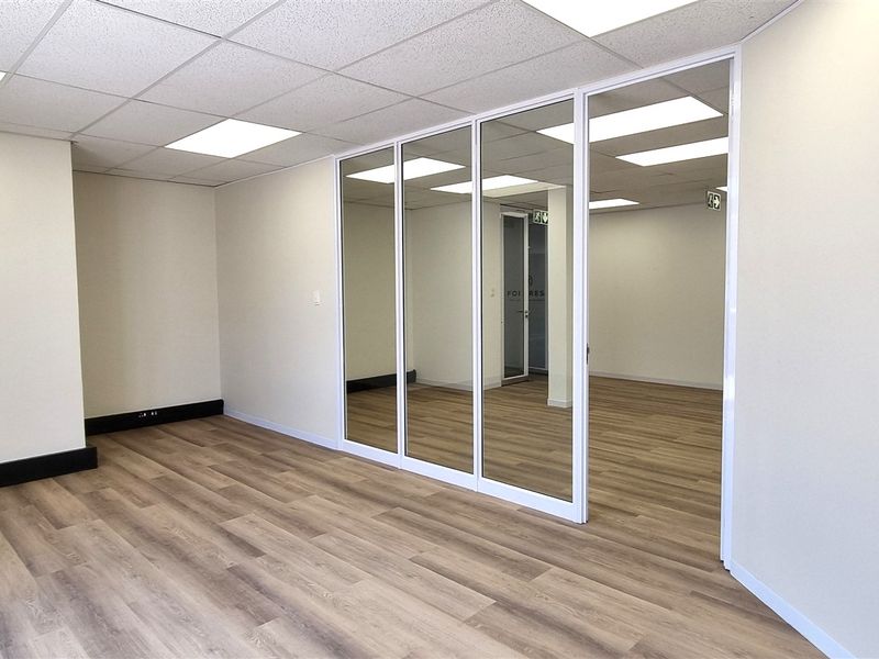 Office space to let in Wedgewood Office Park - Photo 2