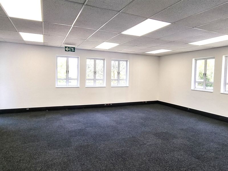 Office space to let in Wedgewood Office Park - Photo 9