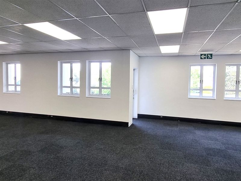 Office space to let in Wedgewood Office Park - Photo 8