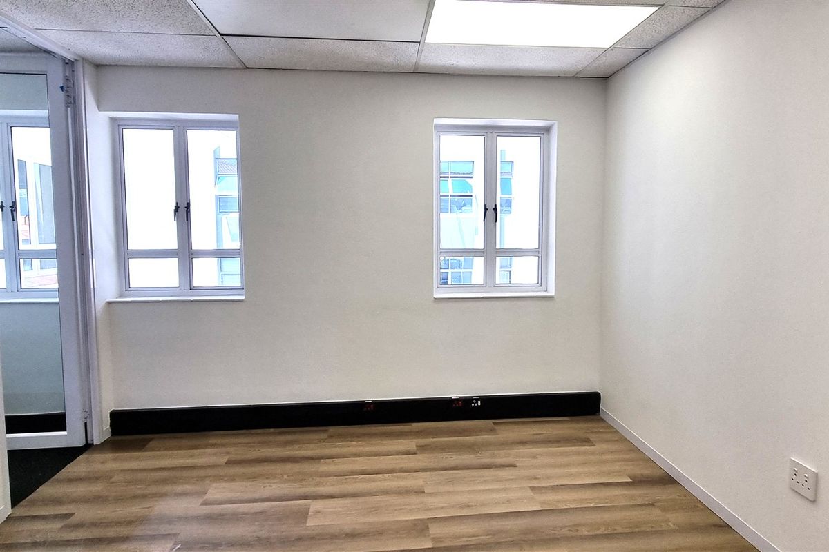 Office space to let in Wedgewood Office Park - Photo 4