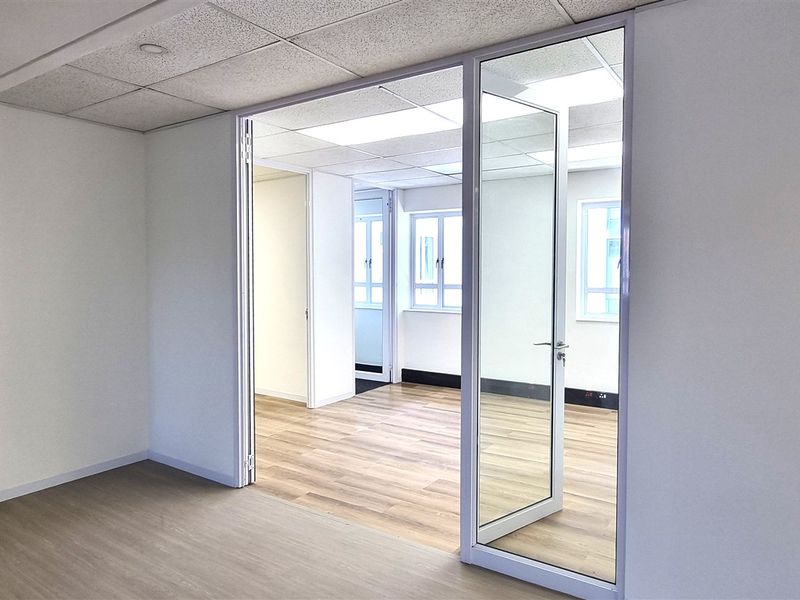 Office space to let in Wedgewood Office Park - Photo 3