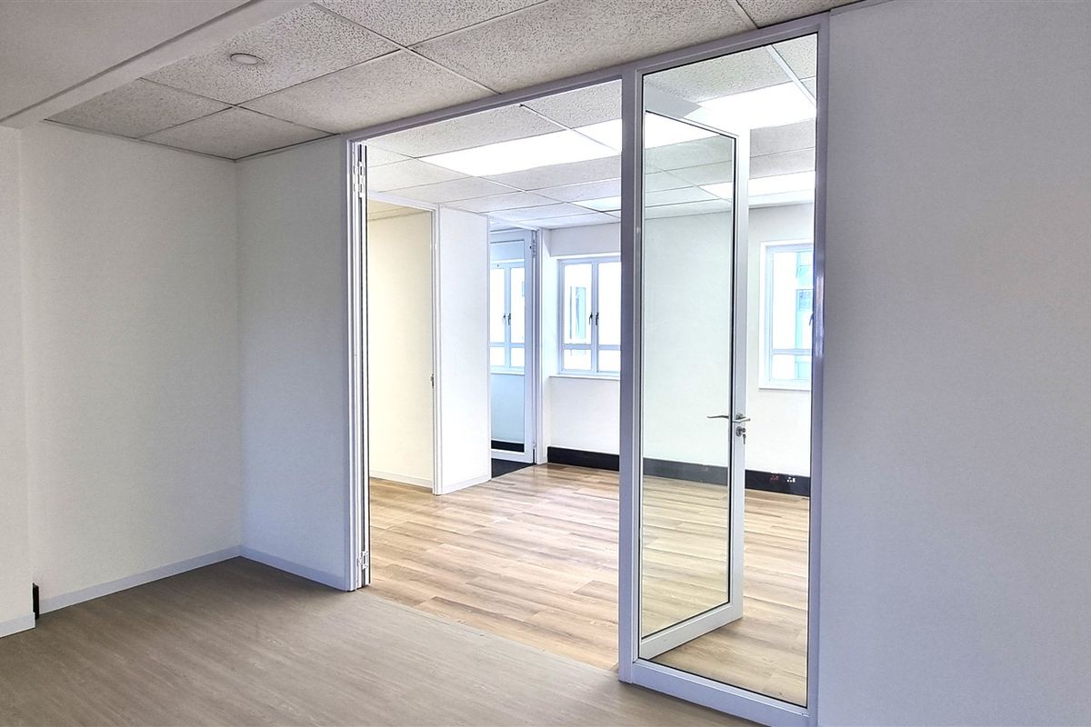 Office space to let in Wedgewood Office Park - Photo 3