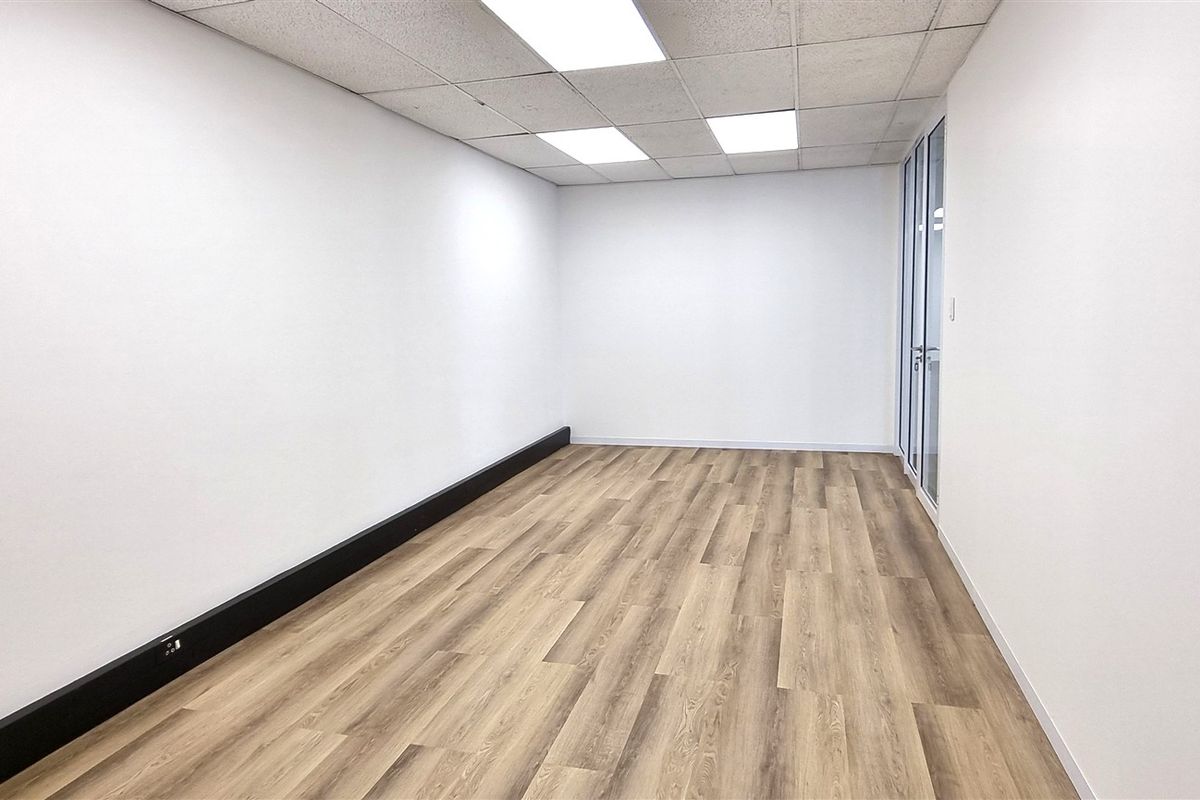 Office space to let in Wedgewood Office Park - Photo 5