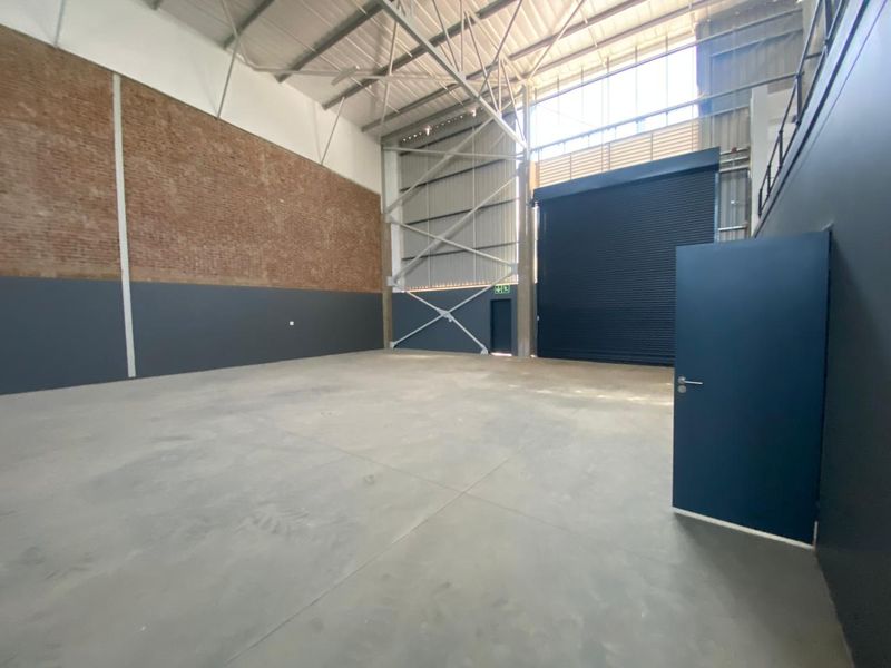Modern Industrial Warehouse to Rent – Silverview Business Park, Samrand, Centurion - Photo 9