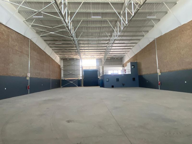Modern Industrial Warehouse to Rent – Silverview Business Park, Samrand, Centurion - Photo 7