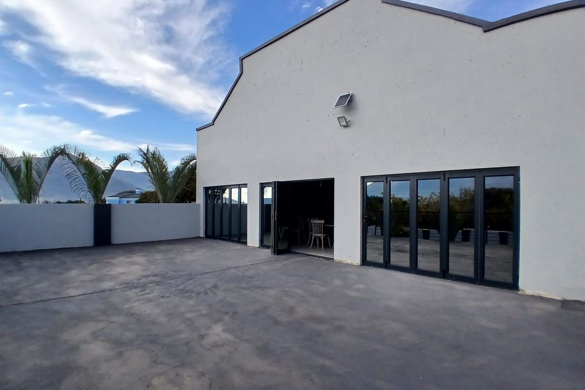 Luxury Guesthouse for Sale - Photo 4